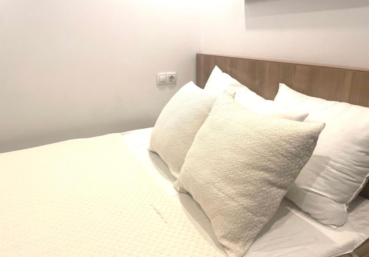 Loft En El Mercado Del Fontan โอเบียโด ภายนอก รูปภาพ